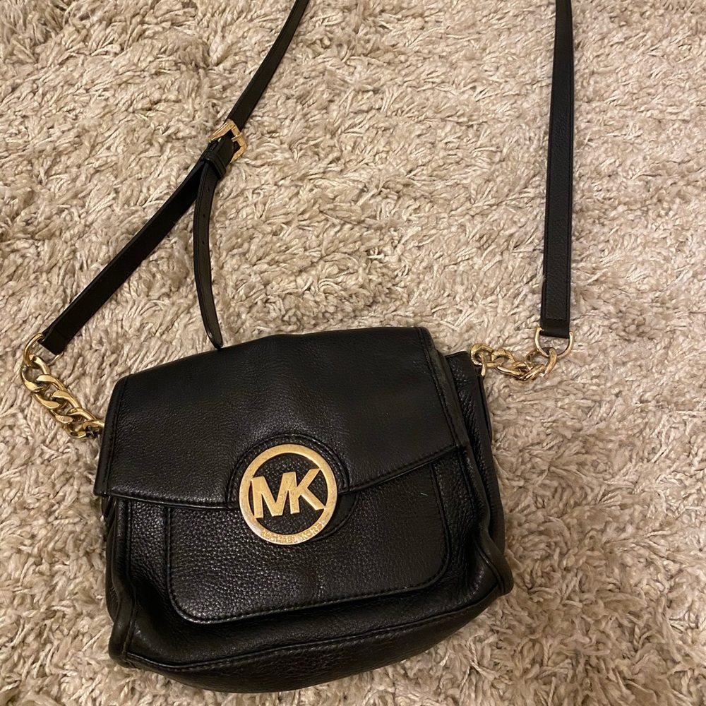 Black used Michael Kors satchel